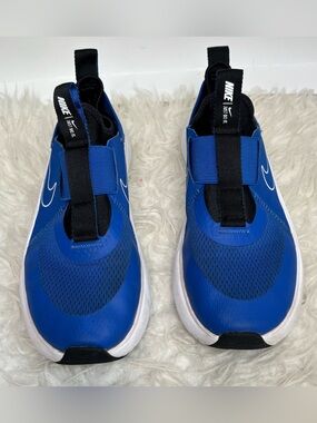 Nike Flex Plus Game Royal Blue Black White Slip On Running Shoes 6Y Preowned